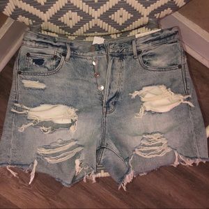90’s Boyfriend Distressed Jean Shorts
